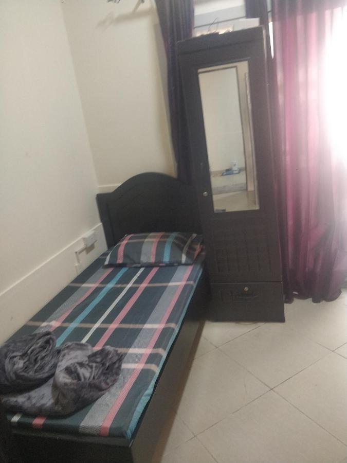 Furnished Apartment Дубай Экстерьер фото